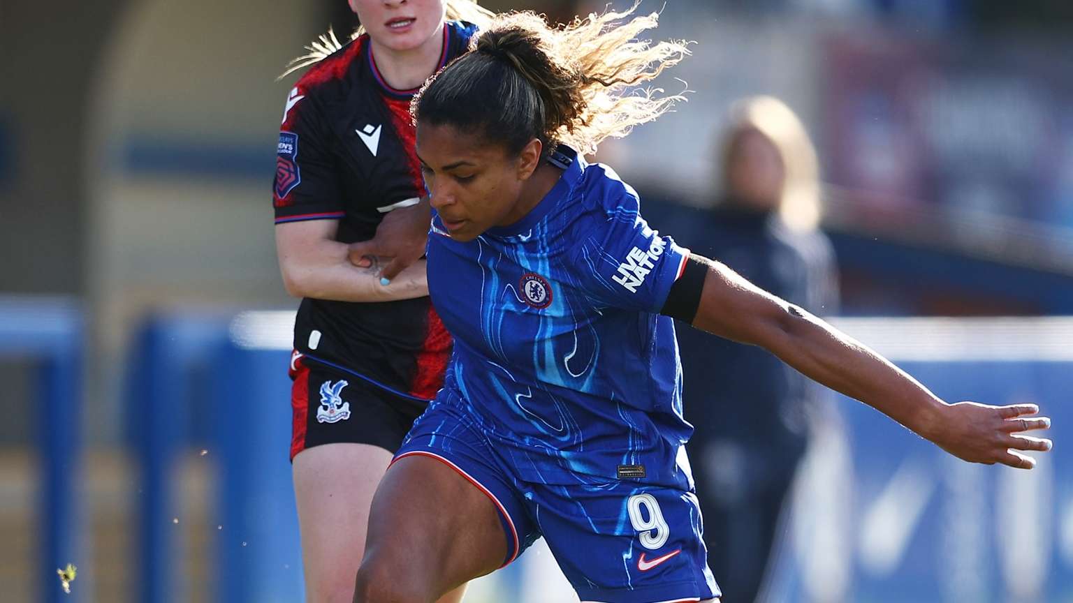 以穩定且高 以穩定且高